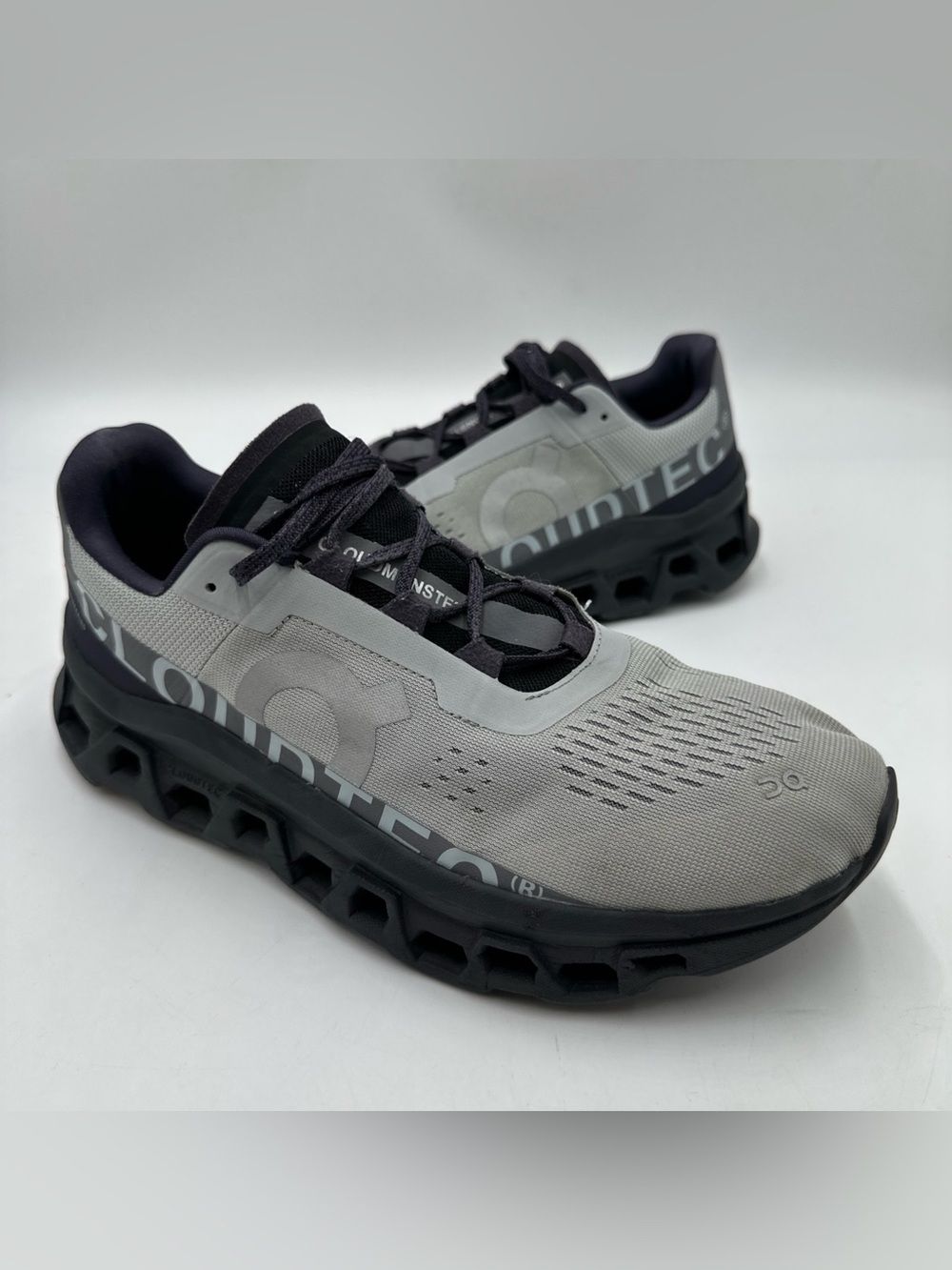 On Cloudmonster Men’s 10.5 Glacier Black CloudTec Running Shoes 61.97656